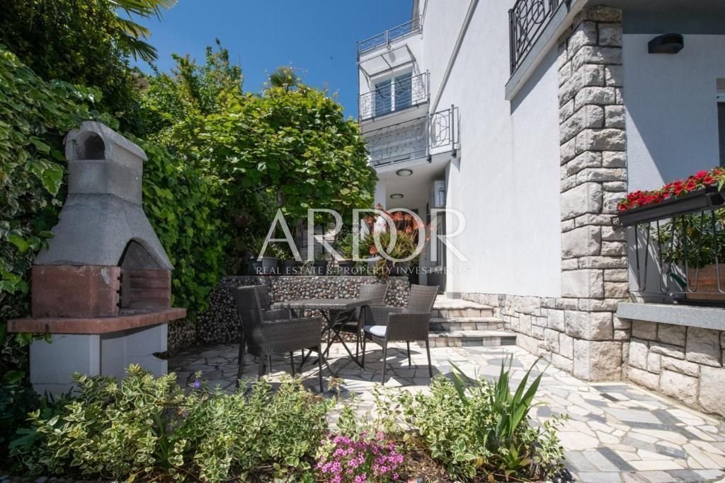 House in Grad Opatija, Primorje-Gorski Kotar County, Croatia 4 - 15767829