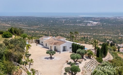 House in Faro (Se e Sao Pedro), Portugal 1