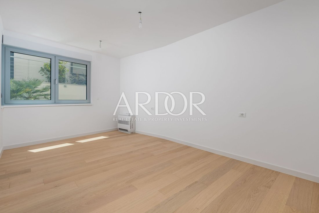Apartment in Grad Opatija, Primorje-Gorski Kotar County, Croatia 2 - 15767625