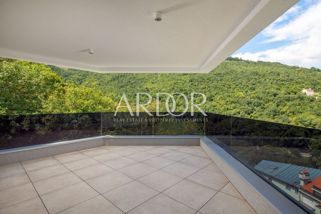 Apartment in Grad Opatija, Primorje-Gorski Kotar County, Croatia 4 - 15767166