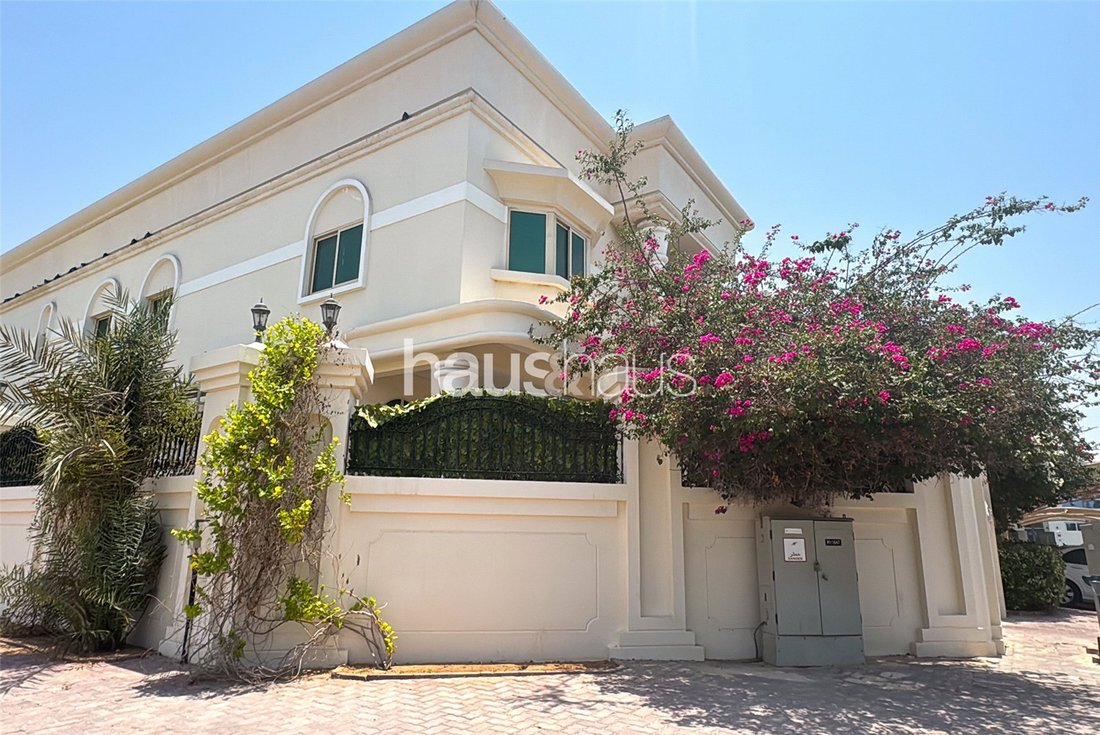 Villa in Dubai, Dubai, United Arab Emirates 3 - 15764373