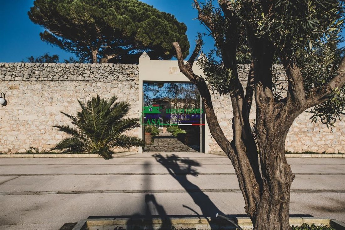 Villa in Puntarazzi - Donnafugata, Ragusa, Sicily 1 - 15765286