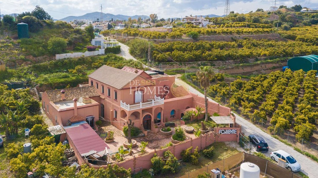 Chalet in Nerja, Andalusien, Spanien 1 - 15765552