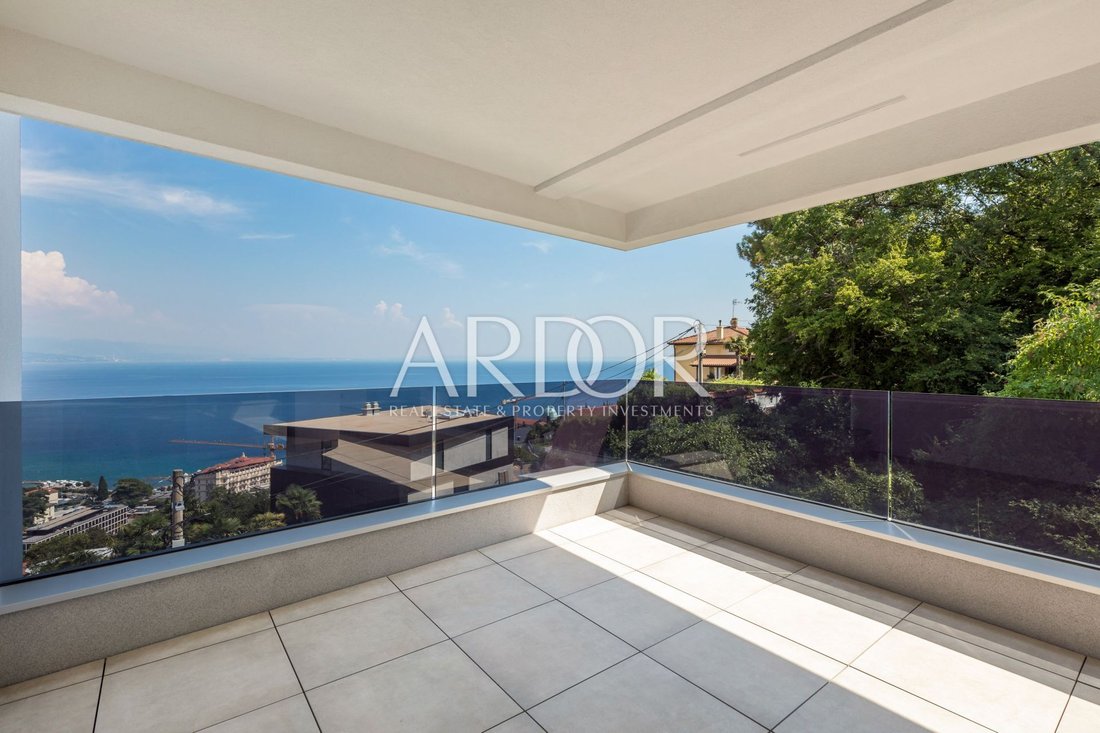 Apartment in Grad Opatija, Primorje-Gorski Kotar County, Croatia 1 - 15767577