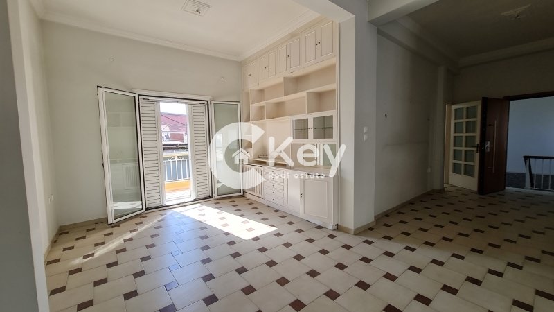 Rouf District, 3rd District of Athens, Athens 4 - 15766775