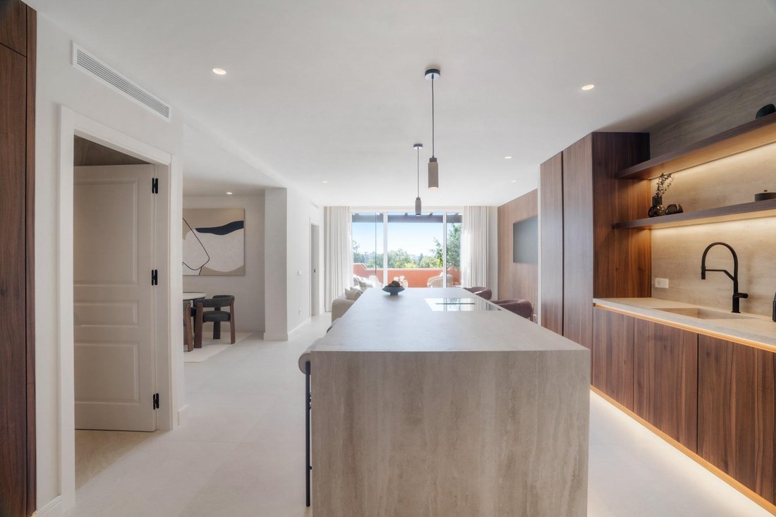 Apartment in Puerto Banus, Marbella, Spain 2 - 15765738