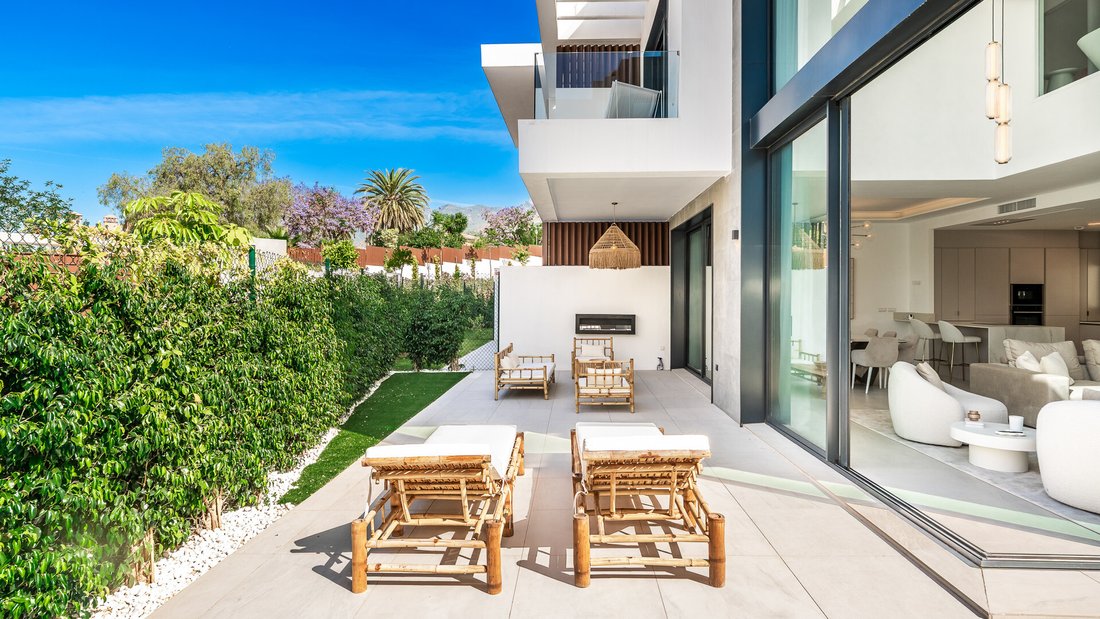 Townhouse in Rio Real, Marbella, Andalusia 3 - 15765515