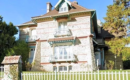 House in Annet-sur-Marne, Ile-de-France, France 1