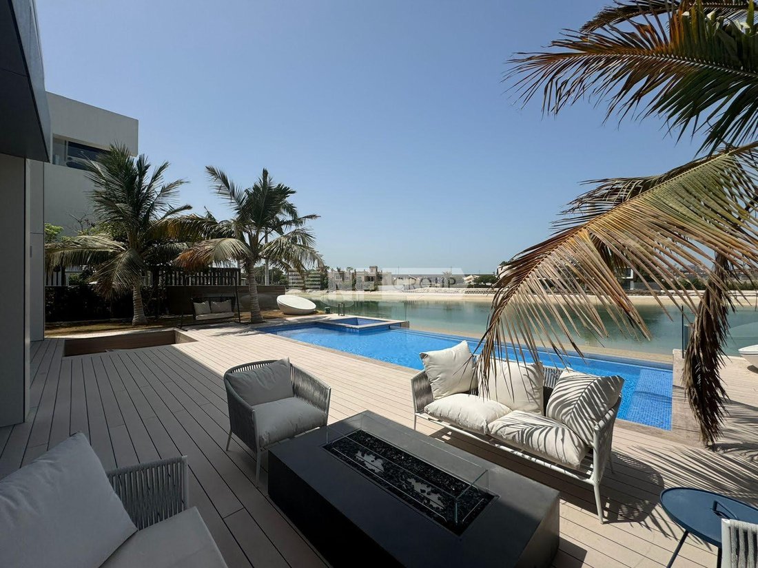 Villa in Palm Jumeirah, Dubai, United Arab Emirates 1 - 15763651