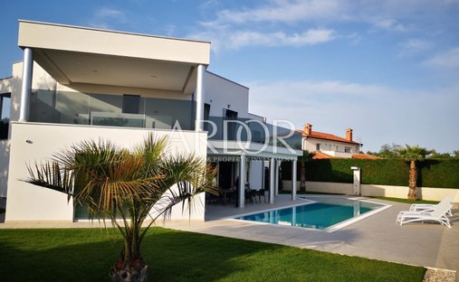 Haus in Poreč, Gespanschaft Istrien, Kroatien 1