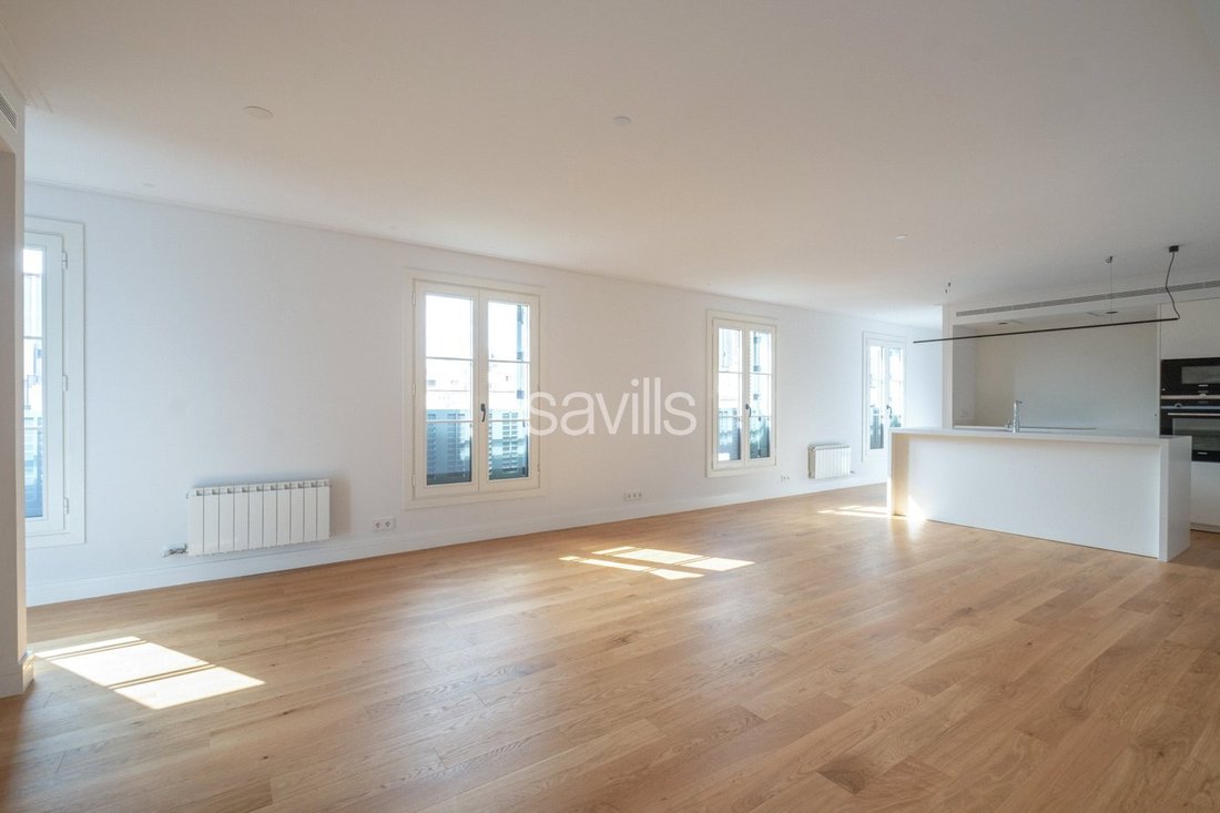 Wohnung in Eixample, Barcelona, Spanien 2 - 15763866