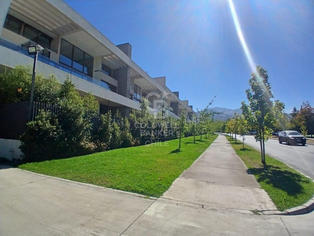 Apartment in Lo Barnechea, Santiago Metropolitan Region, Chile 2 - 15764360