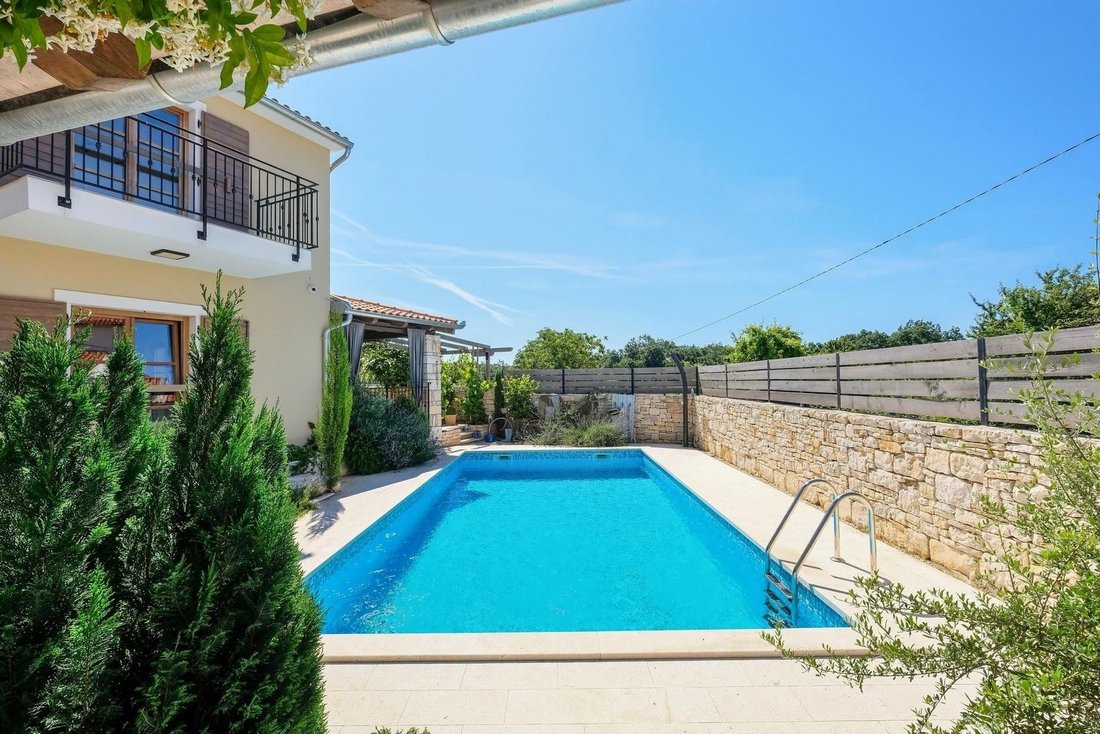 Villa in Svetvincenat, Istria County, Croatia 4 - 15763830