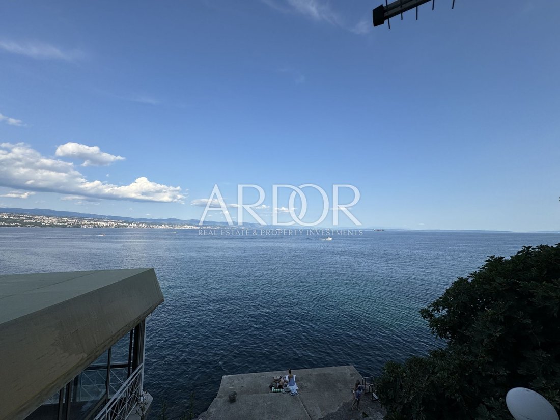 Apartment in Grad Opatija, Primorje-Gorski Kotar County, Croatia 1 - 15767642