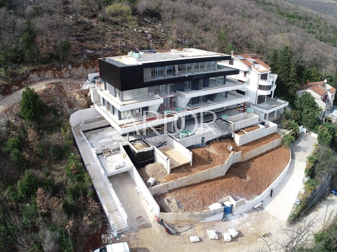 Apartment in Grad Opatija, Primorje-Gorski Kotar County, Croatia 1 - 15767804