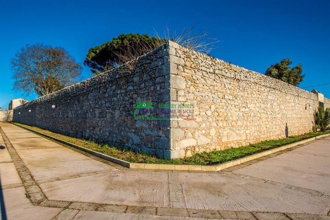 Villa in Puntarazzi - Donnafugata, Ragusa, Sicily 2 - 15765286