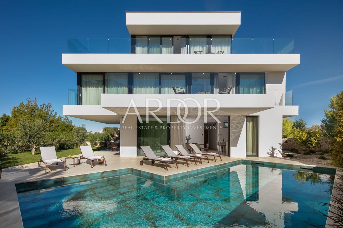 Villa in Mjesni odbor Vostarnica, Zadar, Zadar County 1 - 15767156