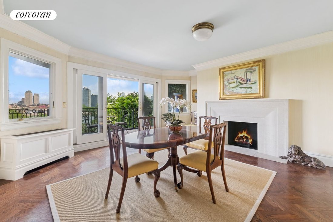 Condo in New York, New York, United States 2 - 15764585
