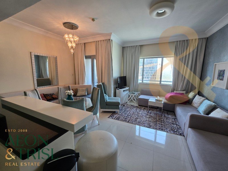 Apartment in Downtown Dubai, Dubai, United Arab Emirates 5 - 15764697