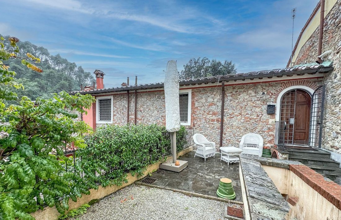 Villa in Camaiore, Tuscany, Italy 1 - 15763723
