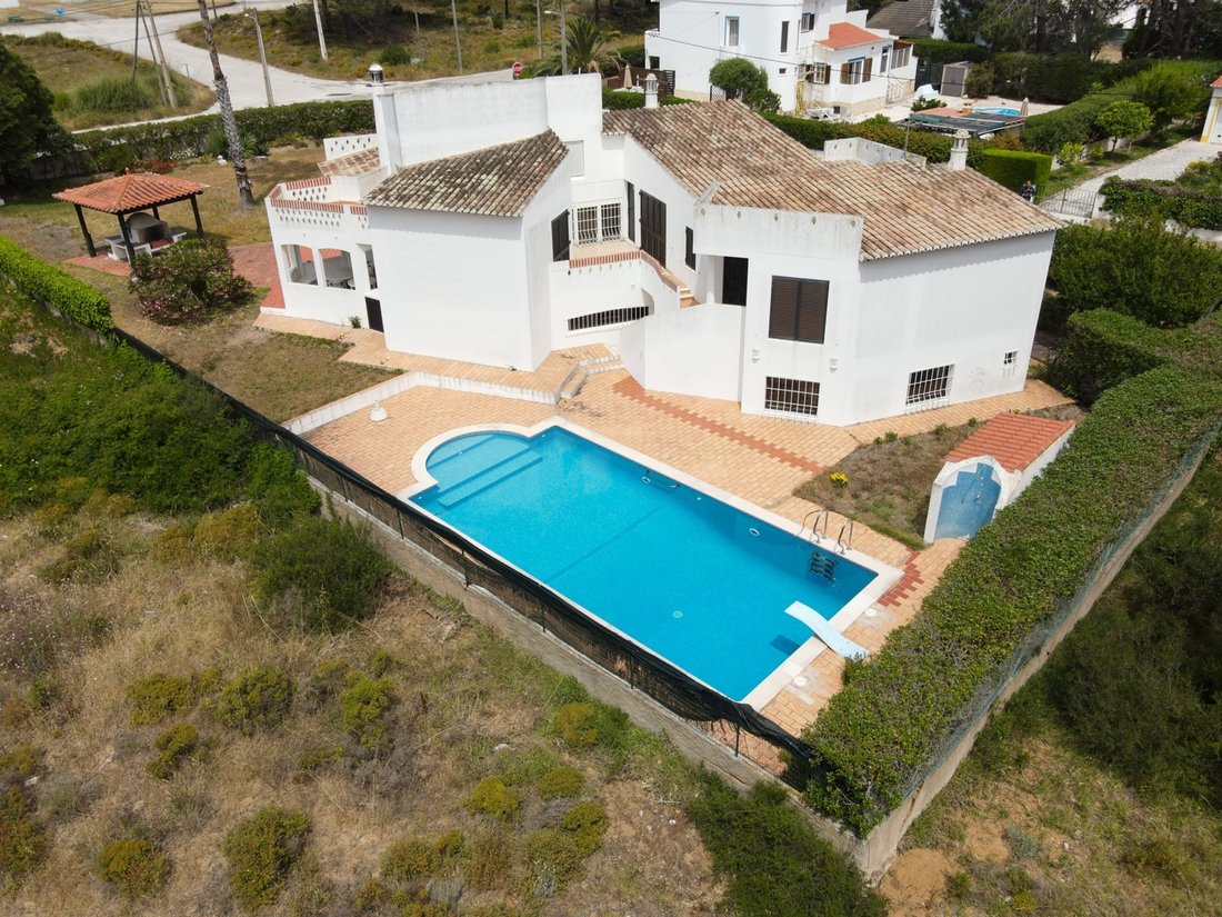 House in Aljezur, Algarve, Portugal 1 - 15732867
