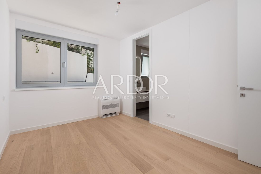 Apartment in Grad Opatija, Primorje-Gorski Kotar County, Croatia 4 - 15767521