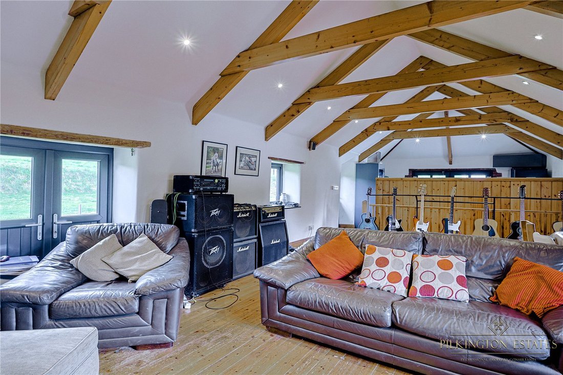 House in Cornwall, England 4 - 15764680