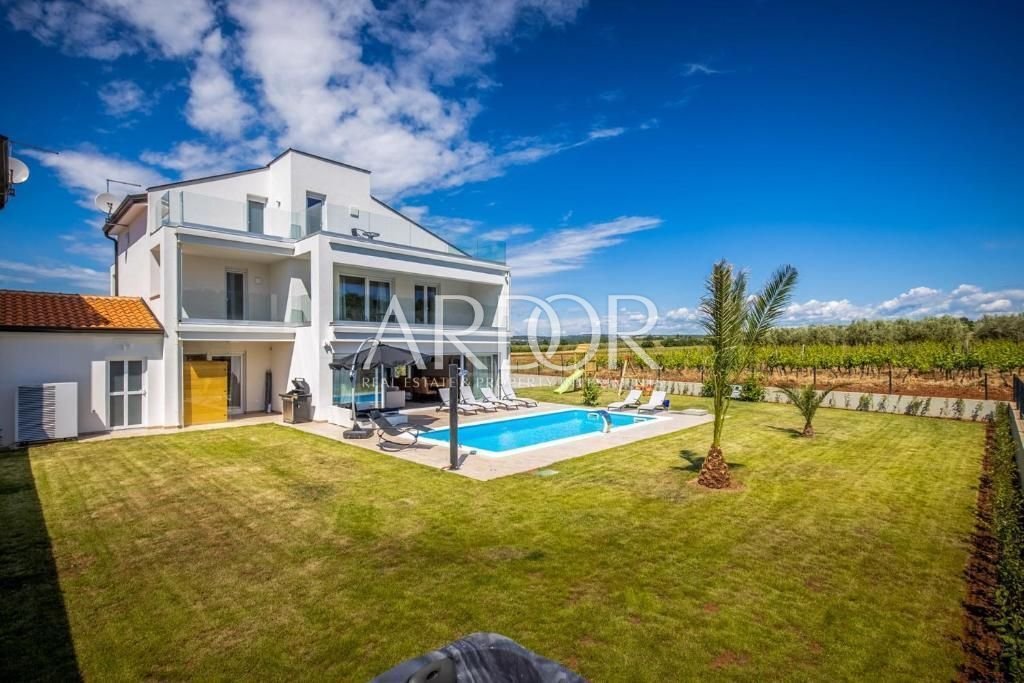 House in Porec, Istria County, Croatia 3 - 15767832