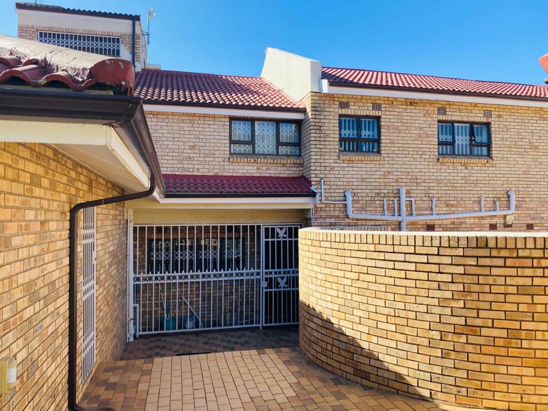 Casa en Myezo Park, Mthatha, Sudáfrica 2 - 15765309