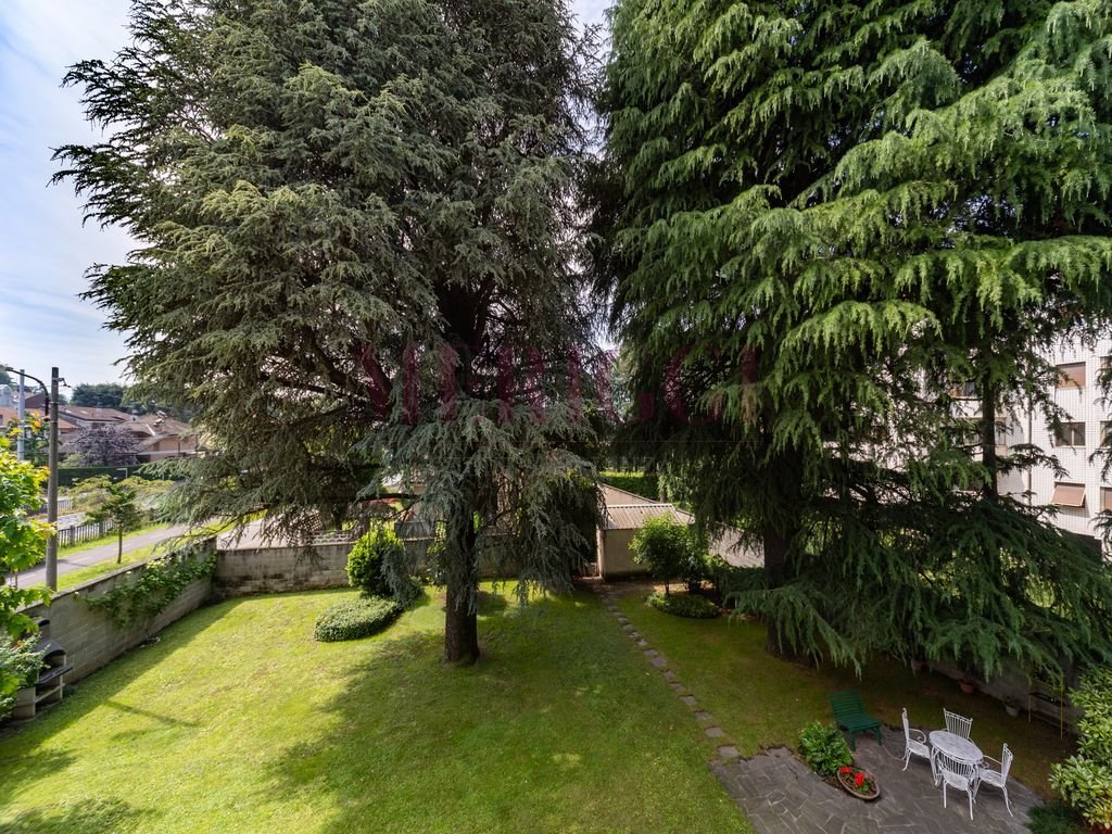 Villa in Center, Cesano Maderno, Lombardy 5 - 15765297