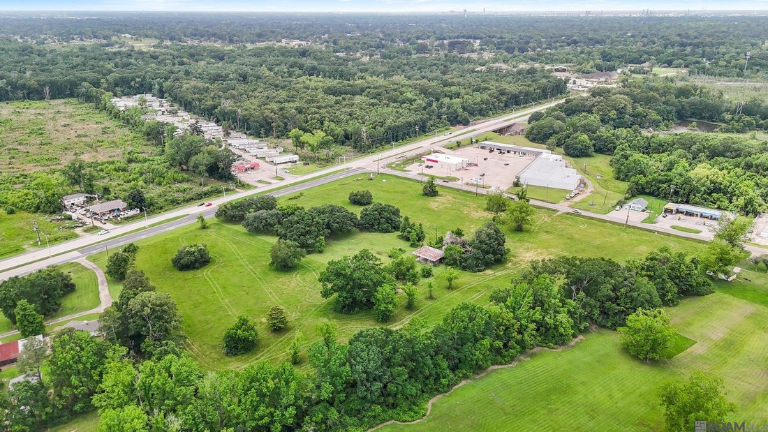Land in Baton Rouge, Louisiana, United States 5 - 15764891
