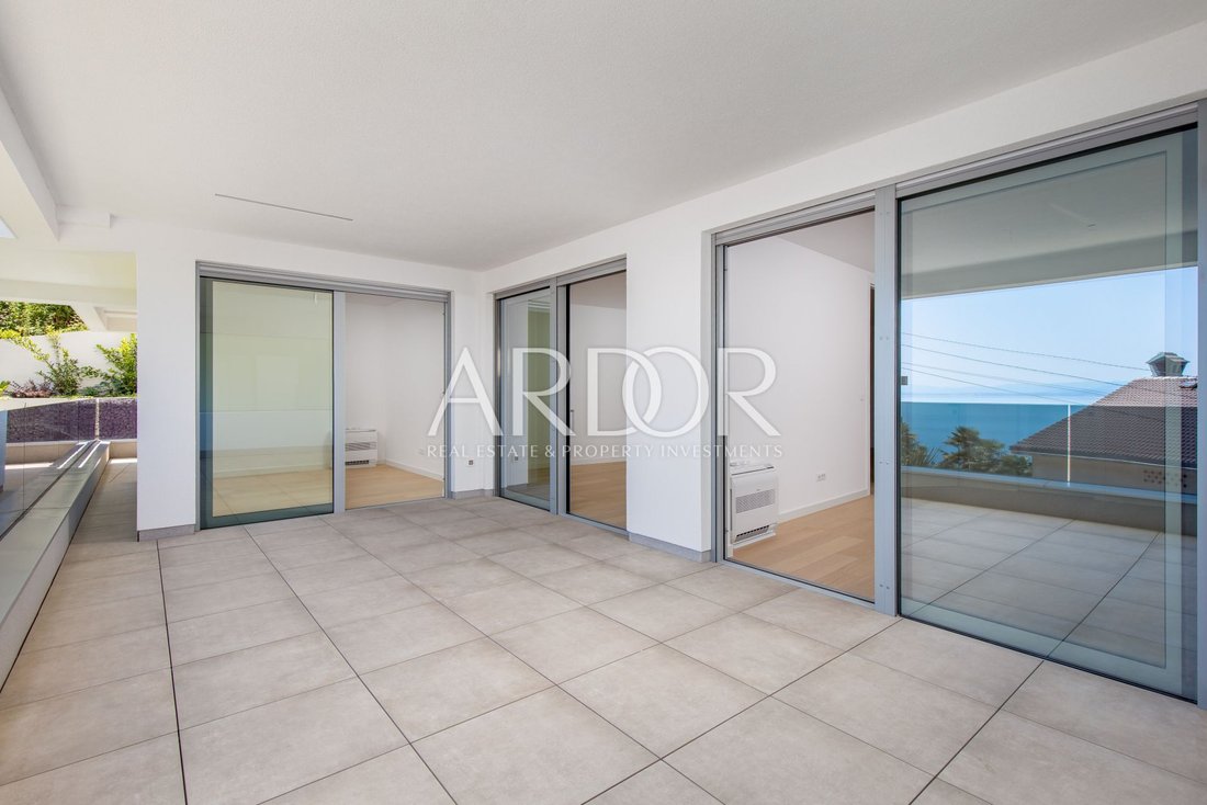 Apartment in Grad Opatija, Primorje-Gorski Kotar County, Croatia 2 - 15767529