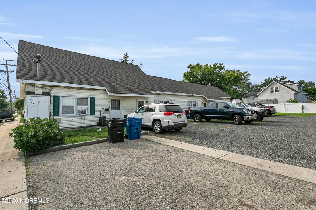 House in North Middletown, New Jersey, United States 1 - 15767330