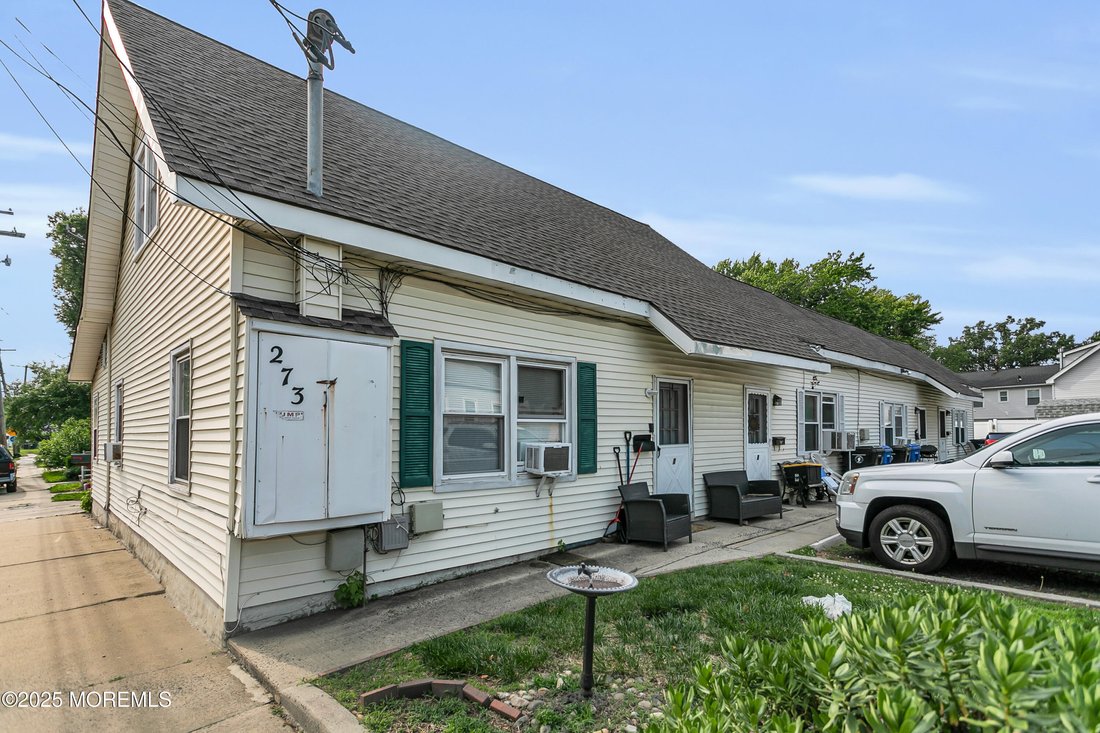 House in North Middletown, New Jersey, United States 2 - 15767330