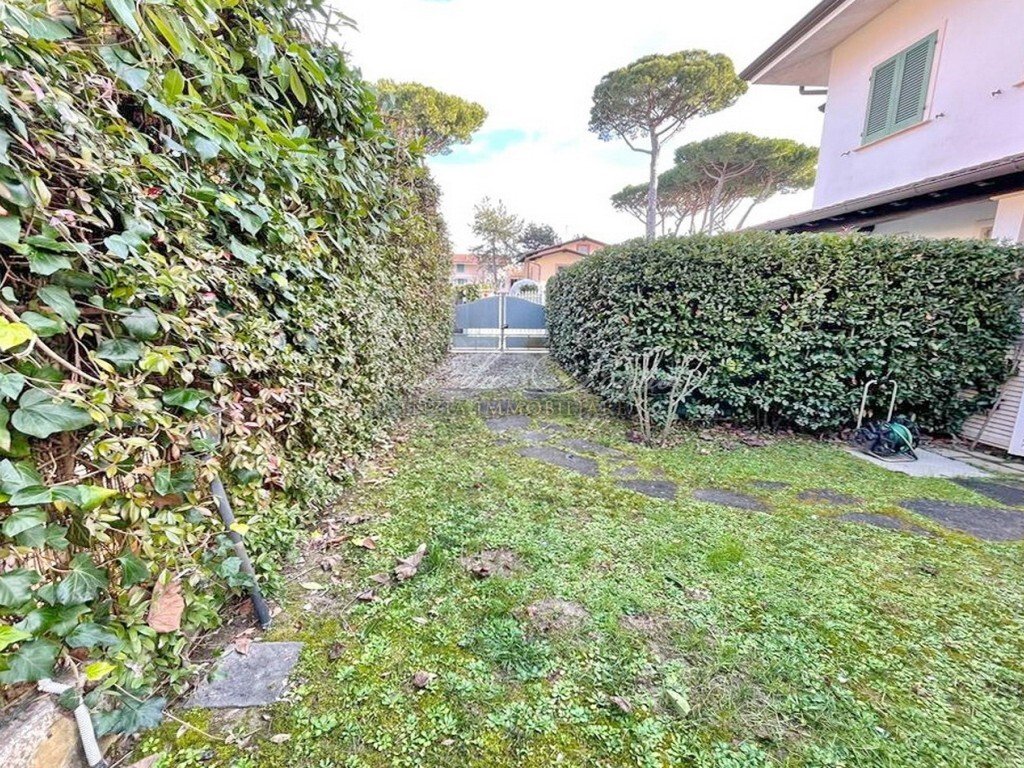 Villa in Center, Forte dei Marmi, Tuscany 4 - 15768377
