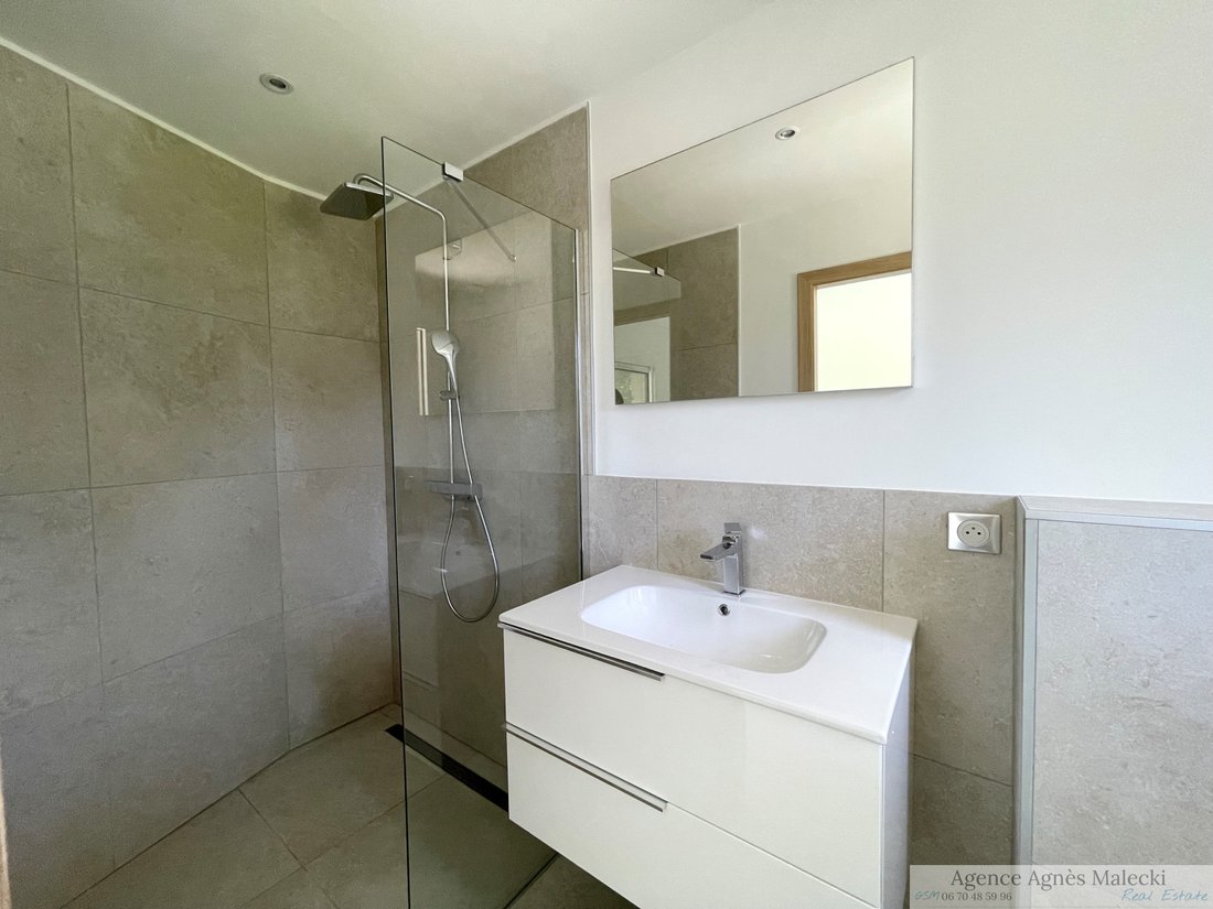 Villa in Nord, Cavalaire-sur-Mer, France 5 - 15768378