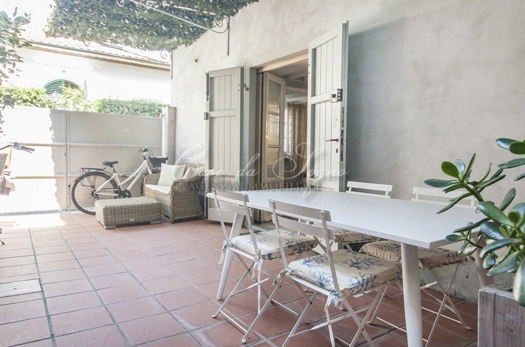 House in Center, Forte dei Marmi, Tuscany 4 - 15768321