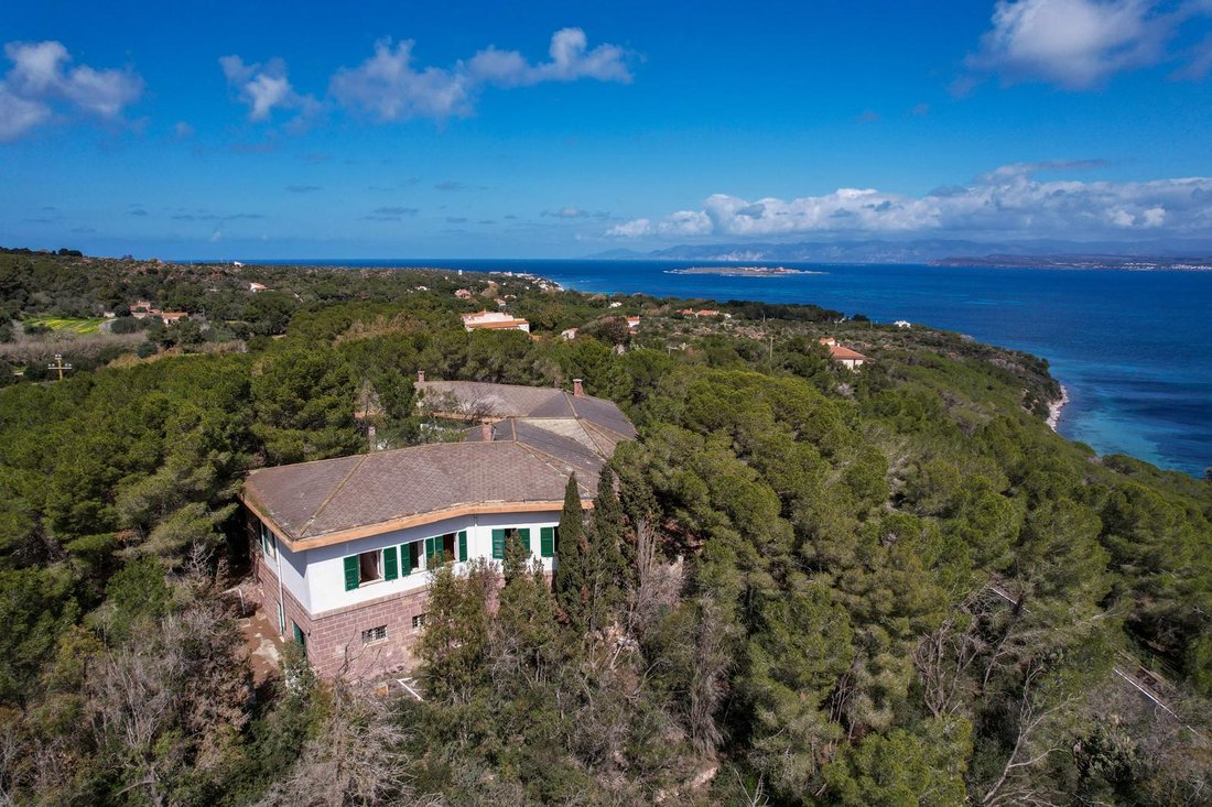 Villa in San Pietro Island, Sardinia, Italy 1 - 15768397