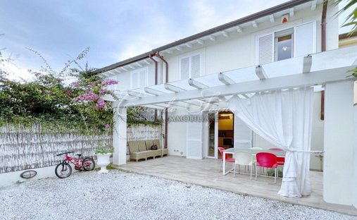 Villa in Centro, Forte dei Marmi, Tuscany 1