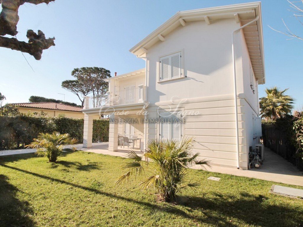 Villa in Center, Forte dei Marmi, Tuscany 2 - 15768509