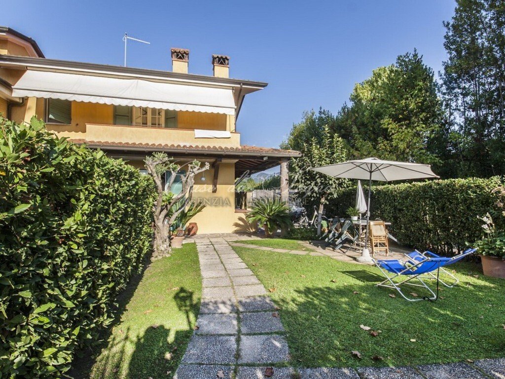 Villa in Center, Forte dei Marmi, Tuscany 2 - 15768840