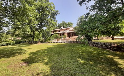 Villa in Callian, Provence-Alpes-Côte d'Azur, France 1