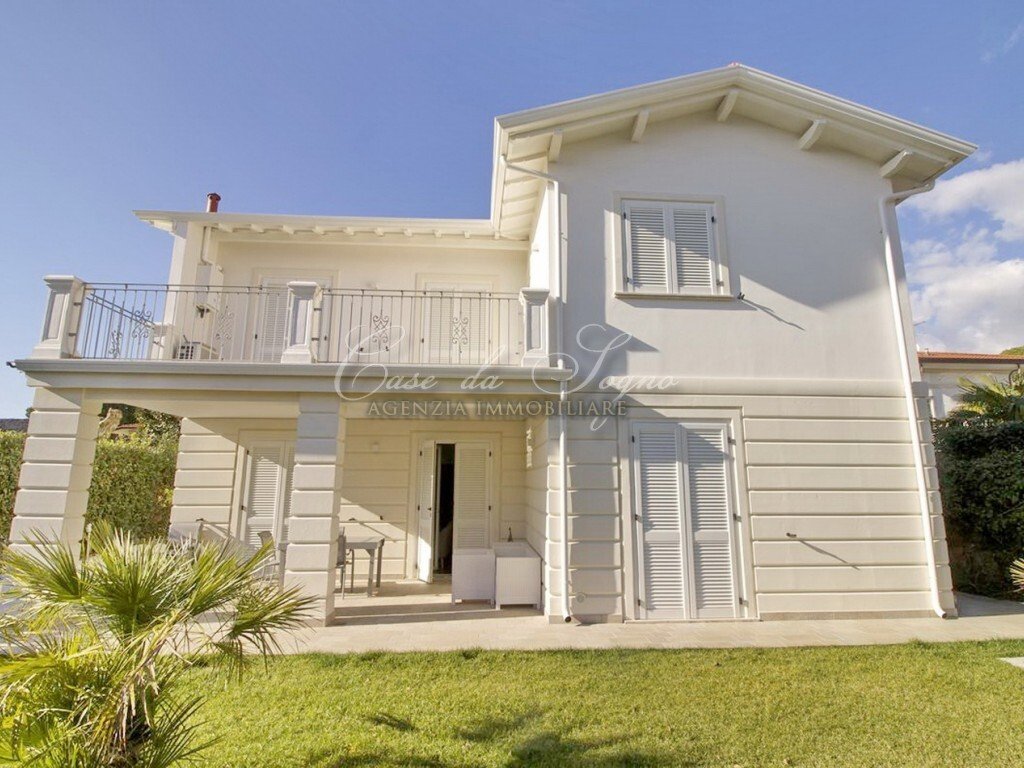 Villa in Center, Forte dei Marmi, Tuscany 3 - 15768509