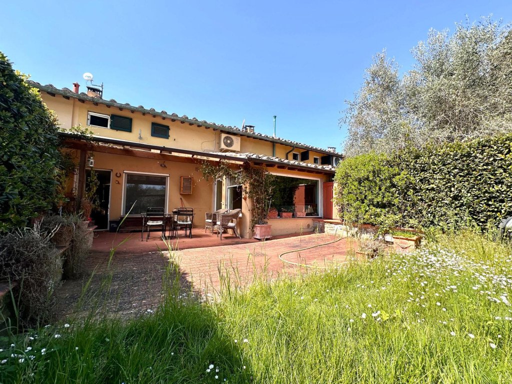 Villa in Center, Bagno A Ripoli, Tuscany 2 - 15768382