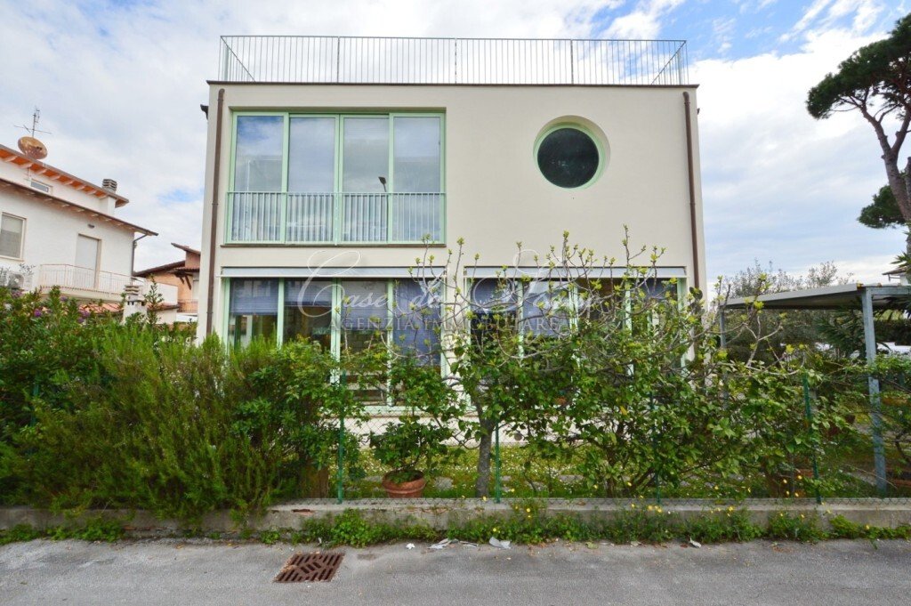 Villa in Camaiore, Tuscany, Italy 2 - 15768794