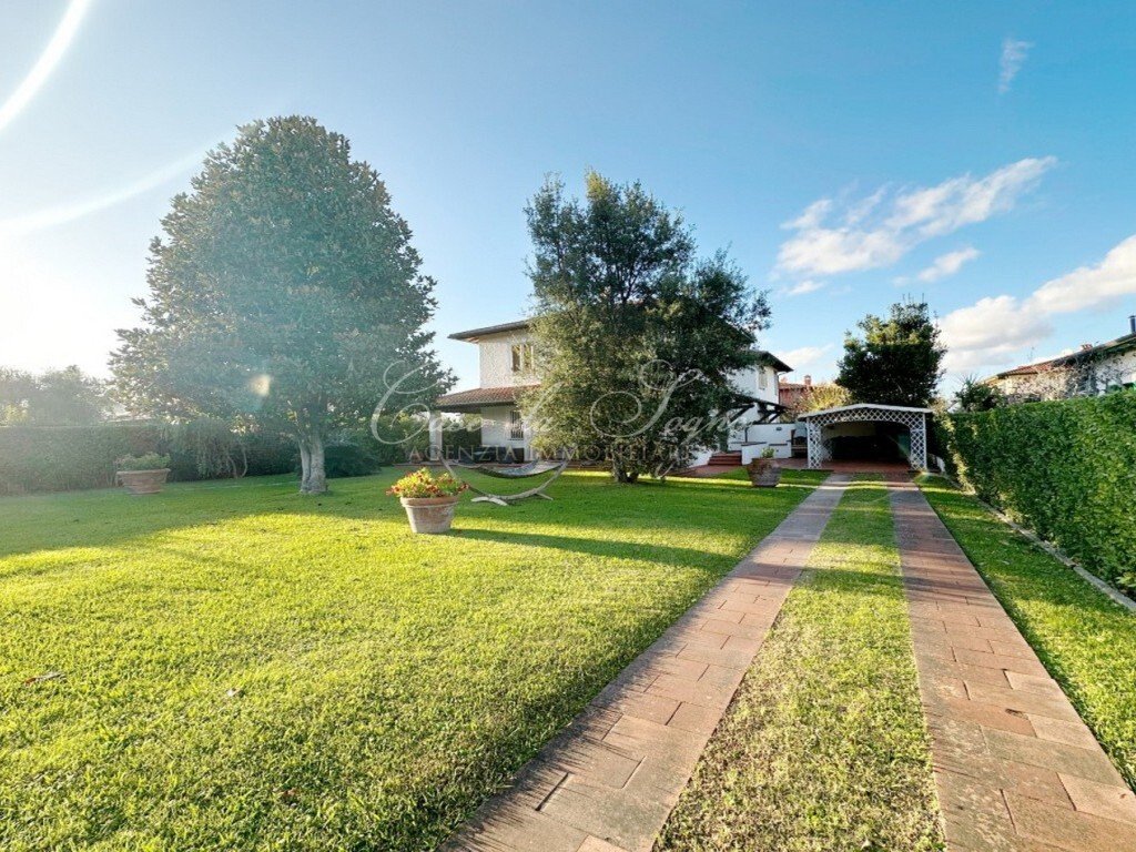 Villa in Center, Forte dei Marmi, Tuscany 3 - 15768864