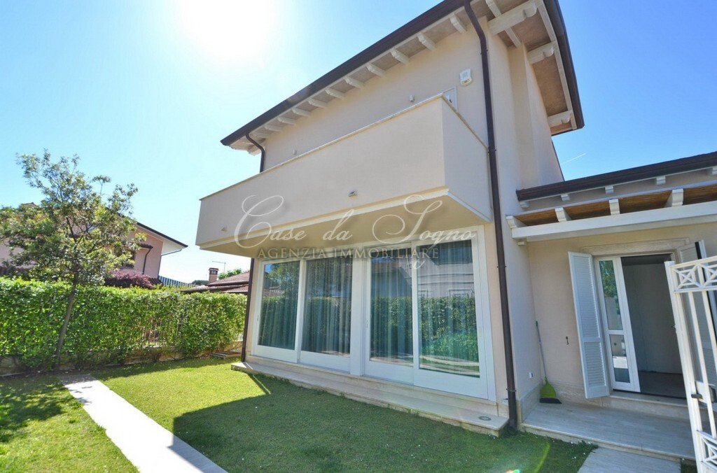 Villa in Center, Forte dei Marmi, Tuscany 1 - 15768785
