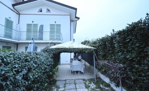 Villa in Center, Forte dei Marmi, Tuscany 1