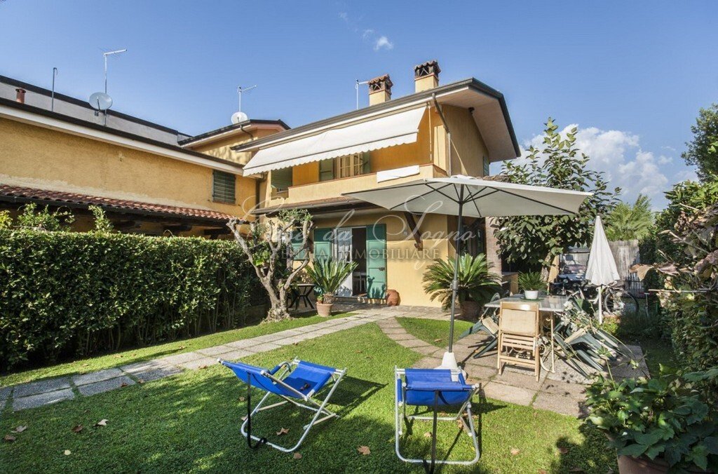 Villa in Center, Forte dei Marmi, Tuscany 1 - 15768840