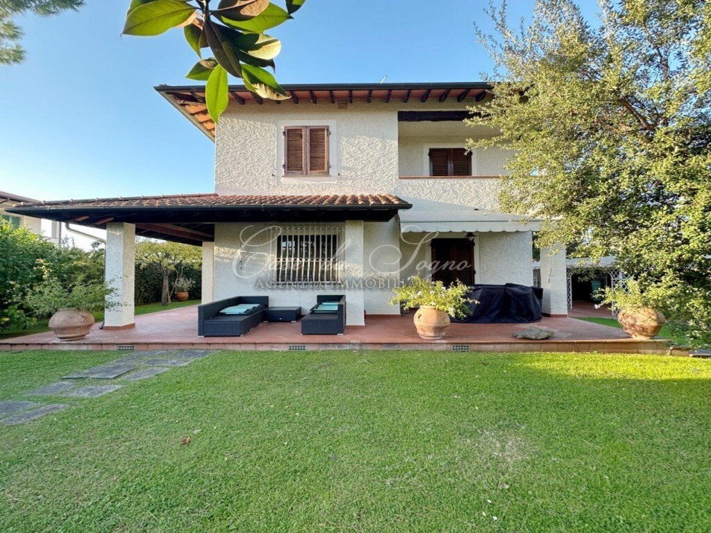 Villa in Center, Forte dei Marmi, Tuscany 4 - 15768864